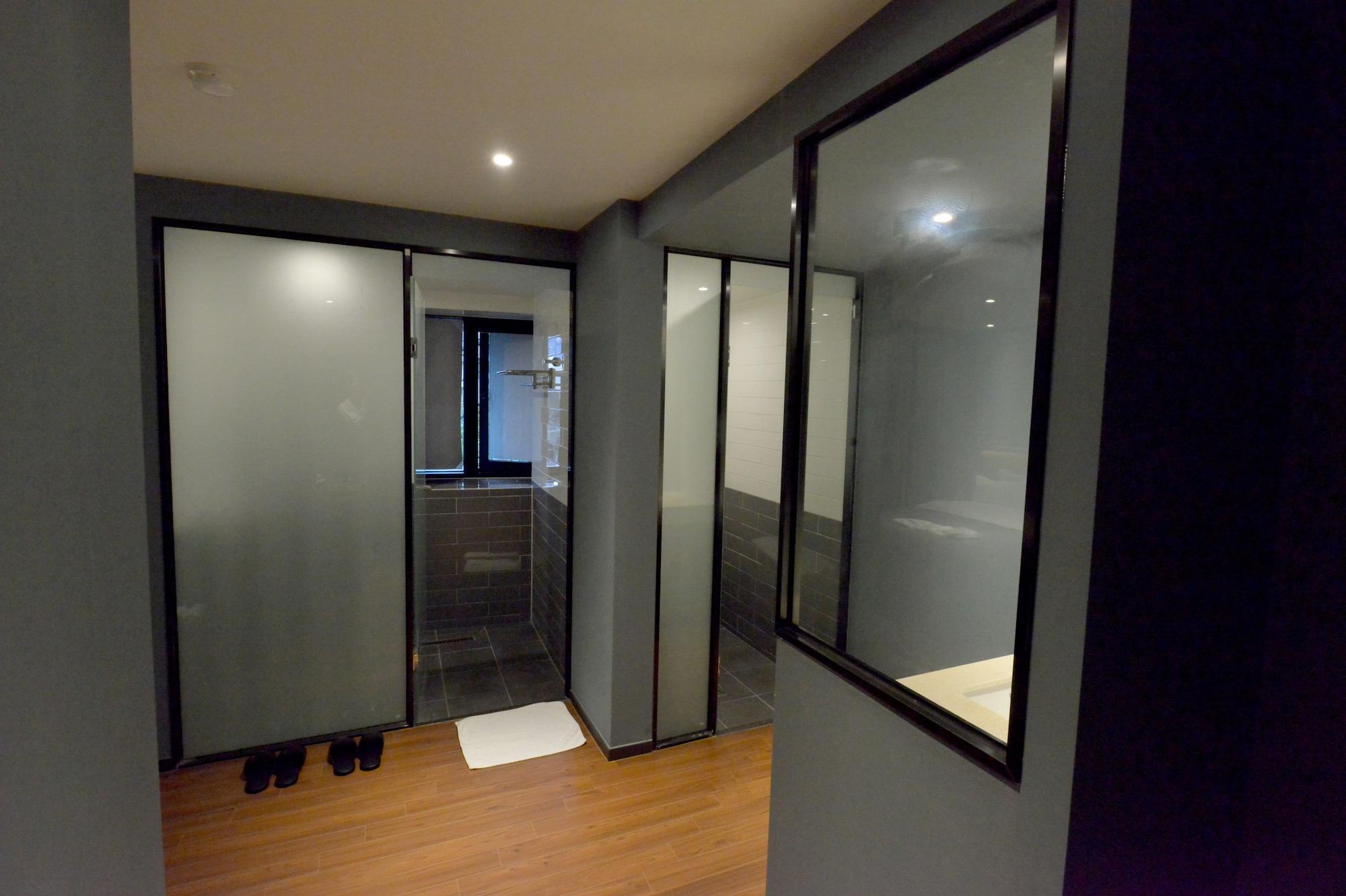 Brown Dot Hotel Changwon Eksteriør bilde