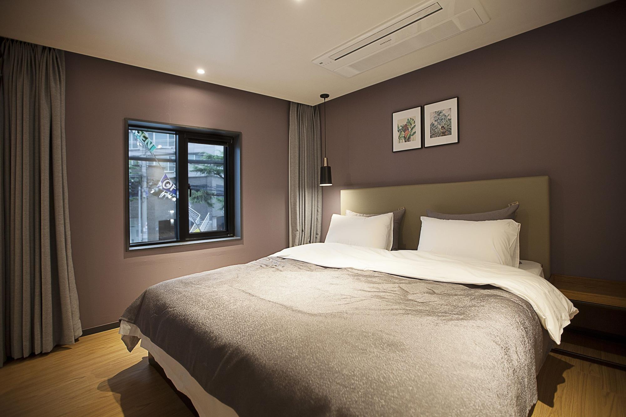 Brown Dot Hotel Changwon Eksteriør bilde