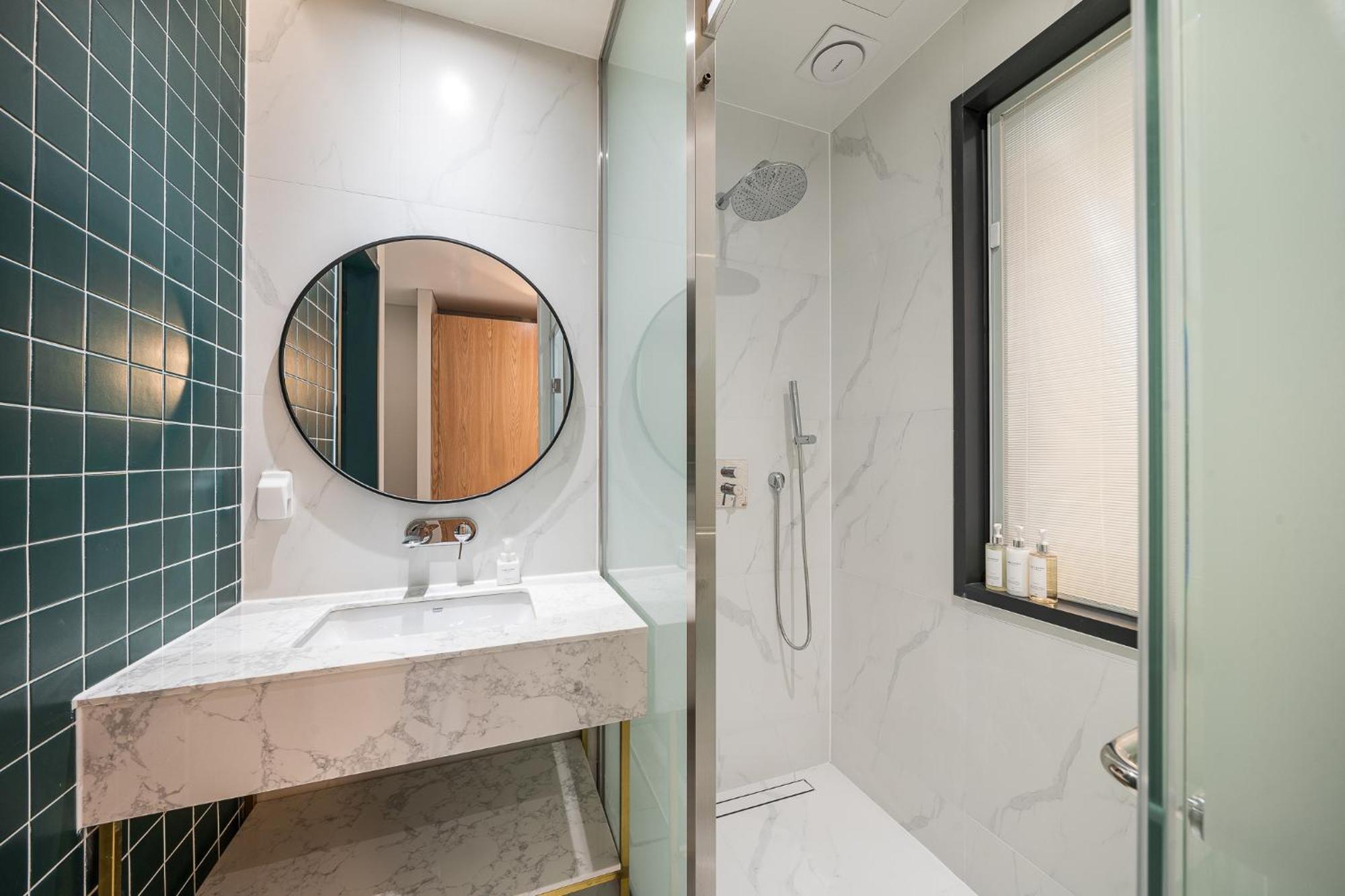 Brown Dot Hotel Changwon Eksteriør bilde