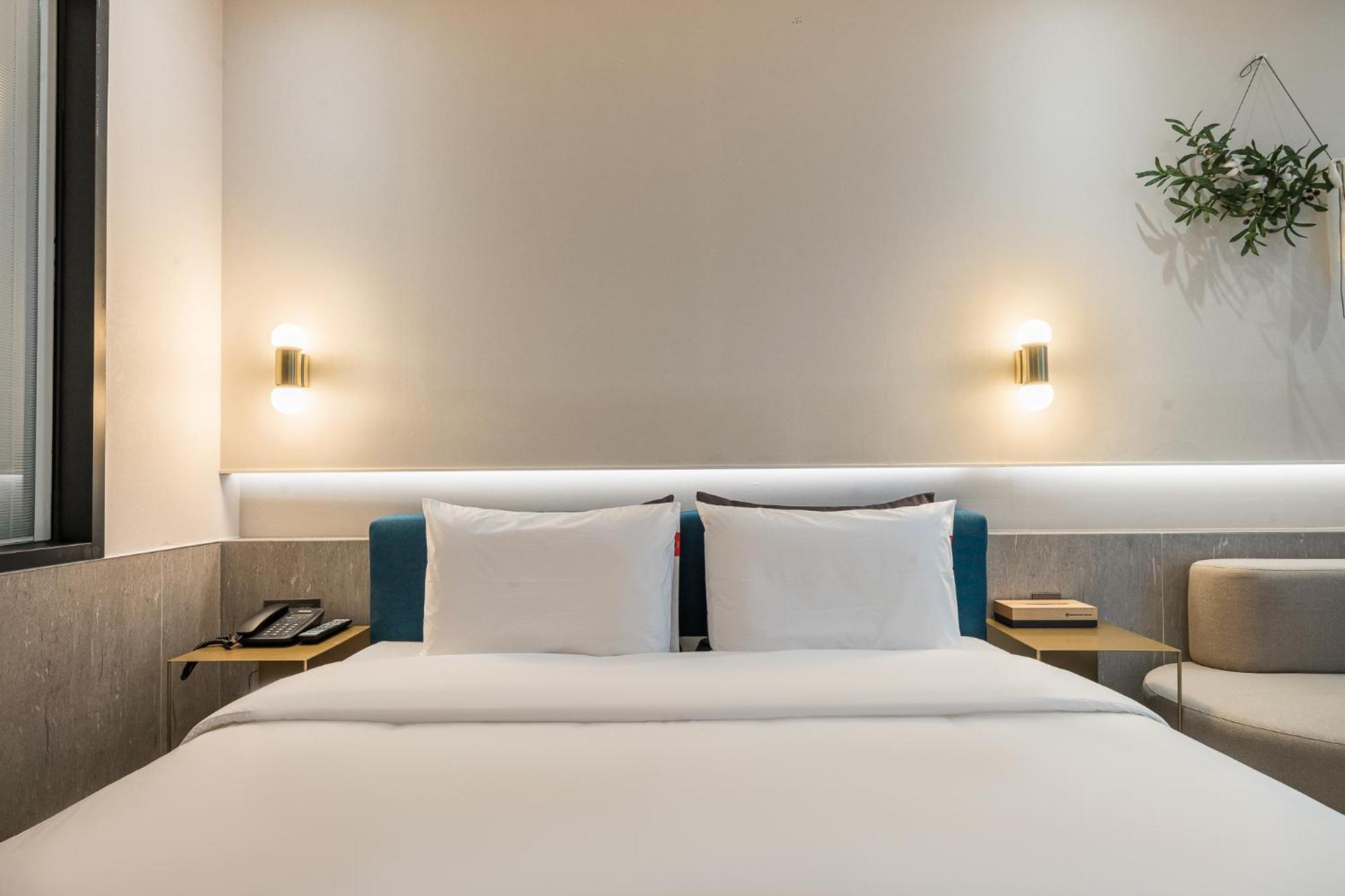 Brown Dot Hotel Changwon Eksteriør bilde