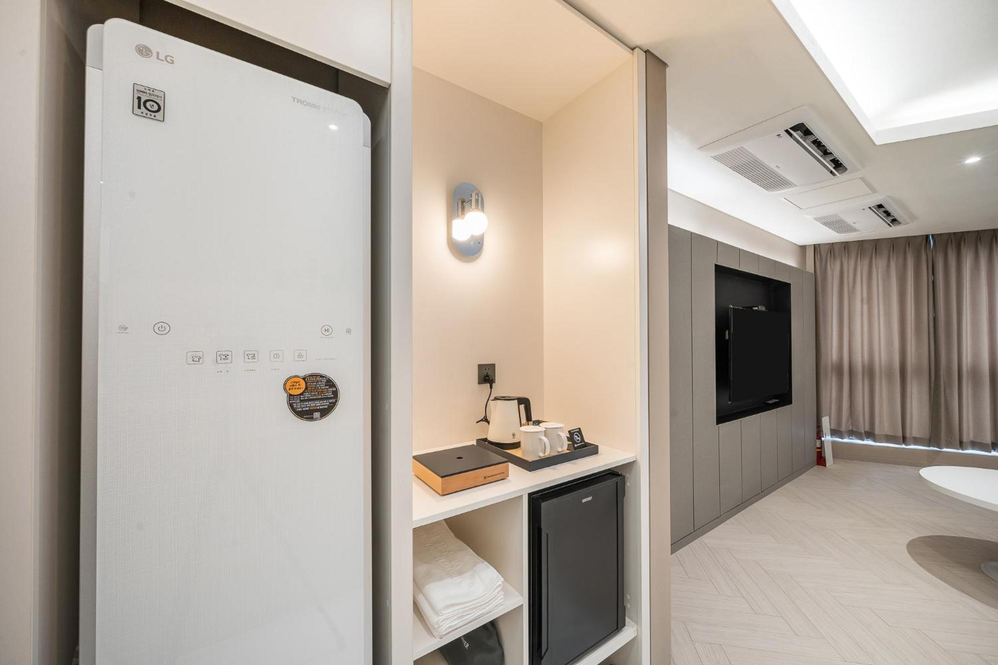 Brown Dot Hotel Changwon Eksteriør bilde